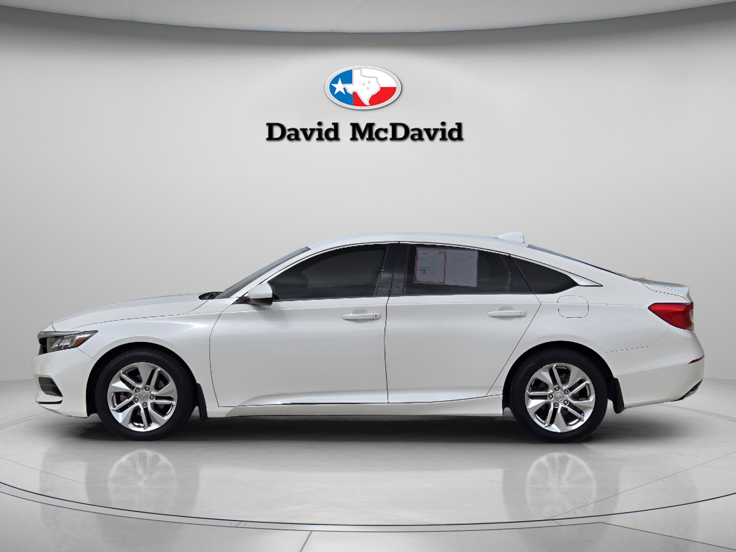 Used 2019 Honda Accord LX image 2