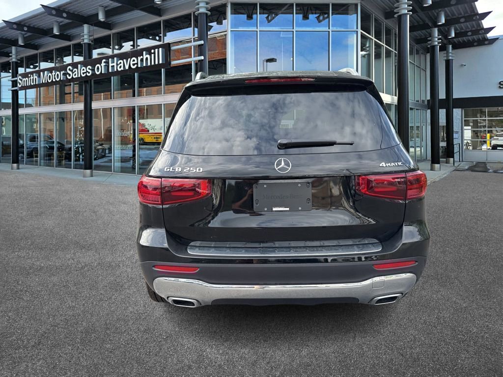 New 2026 Mercedes-Benz GLB 250 4MATIC image 6