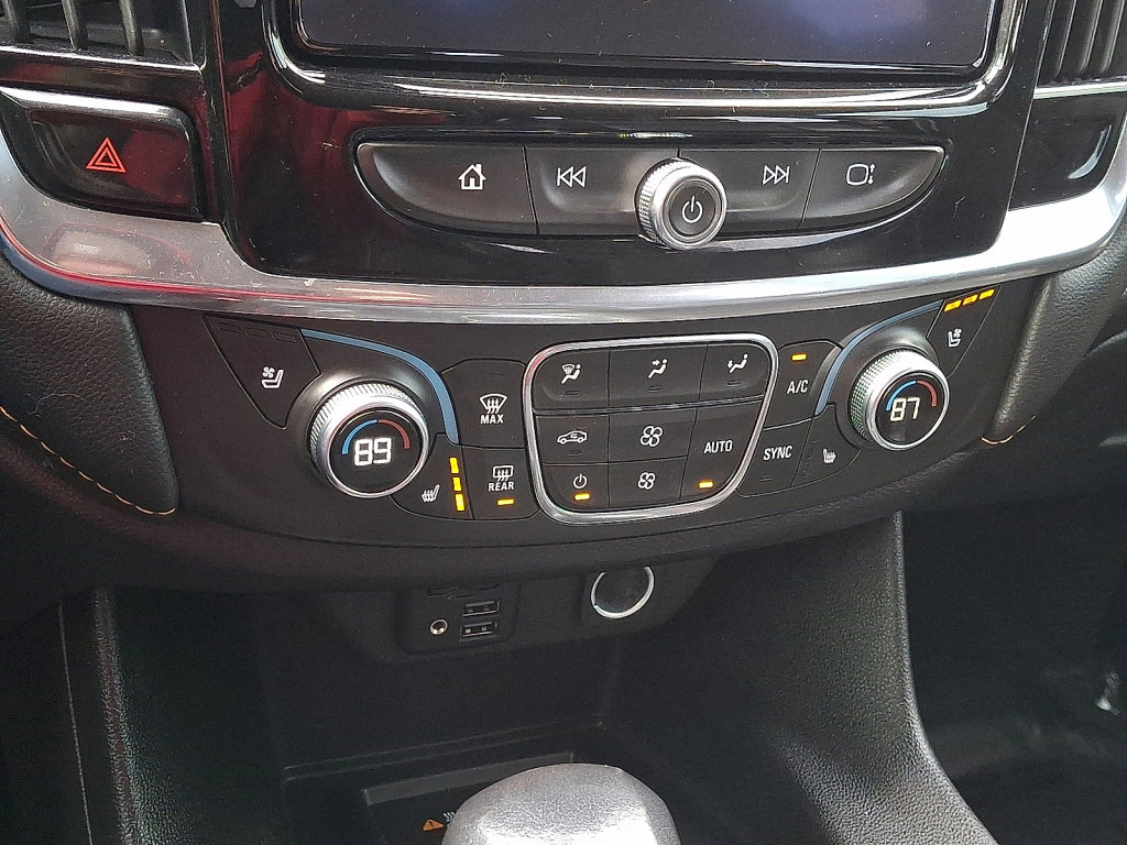 Used 2021 Chevrolet Traverse Premier w/ LPO, Floor Liner Package image 29