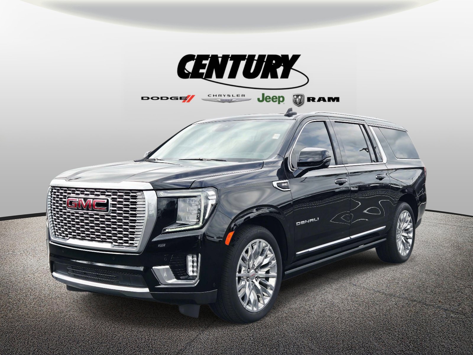 Used 2023 GMC Yukon XL Denali w/ Denali Reserve Package image 8