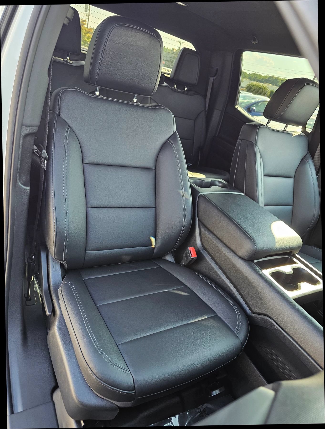 Used 2024 Chevrolet Silverado EV W/T AWD/4WD image 28