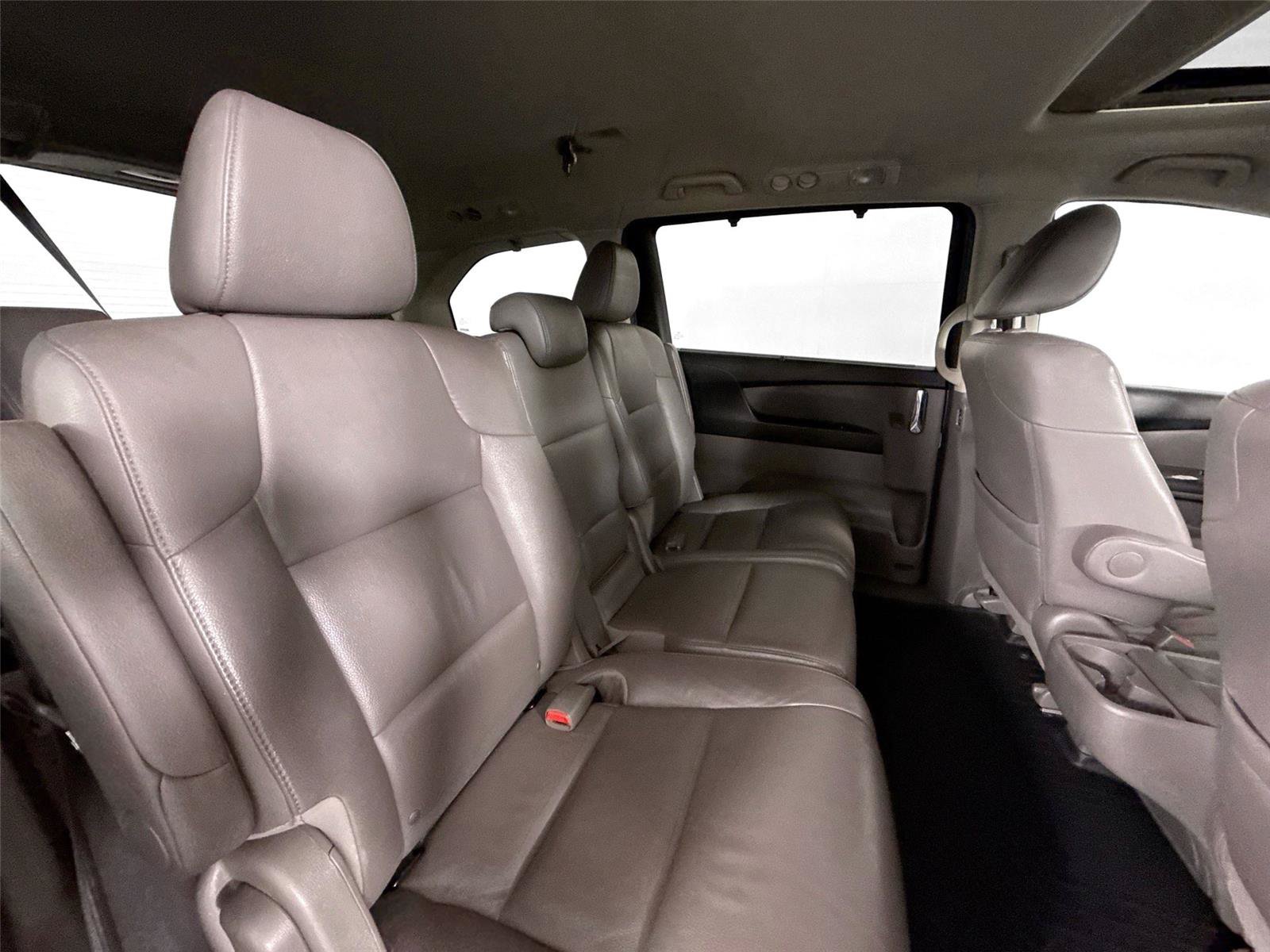 Used 2016 Honda Odyssey EX-L image 37