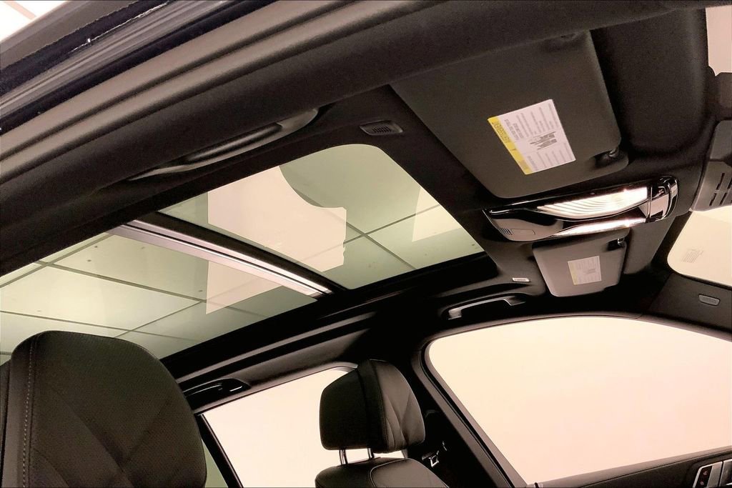 Certified 2026 BMW X5 xDrive50e w/ M Sport Package image 26