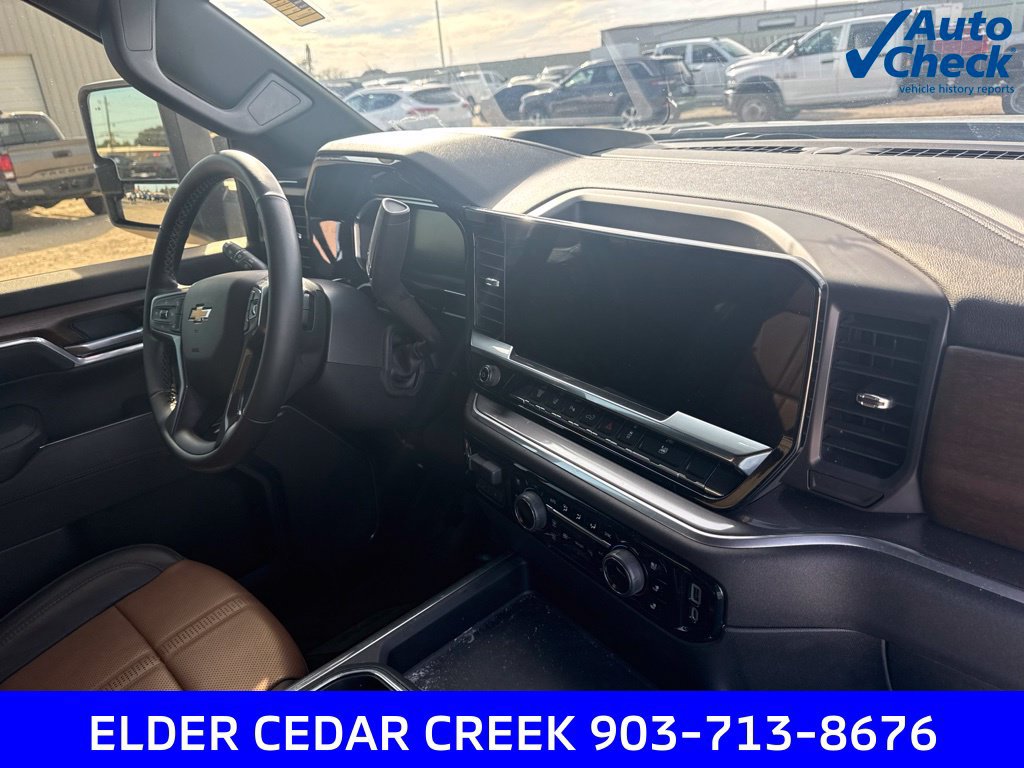 Used 2026 Chevrolet Silverado 3500 High Country w/ Technology Package AWD/4WD image 28
