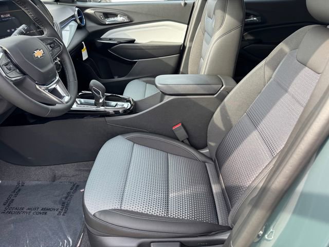 New 2026 Chevrolet Trax LT w/ Driver Confidence Package image 12