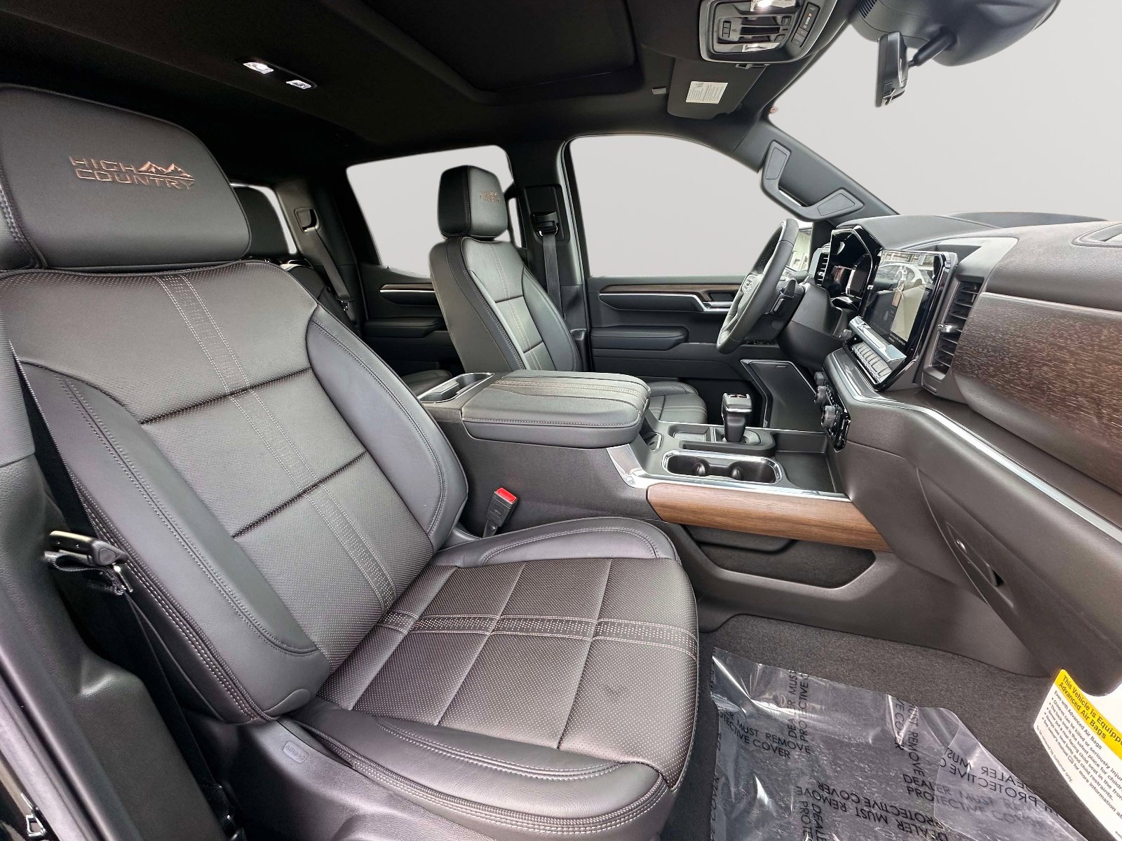 Certified 2025 Chevrolet Silverado 1500 High Country w/ Midnight Edition image 29