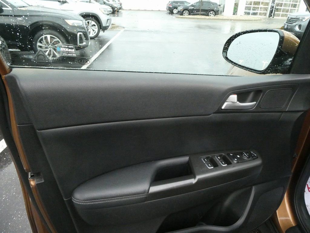 Used 2017 Kia Sportage EX w/ EX Premium Package image 19