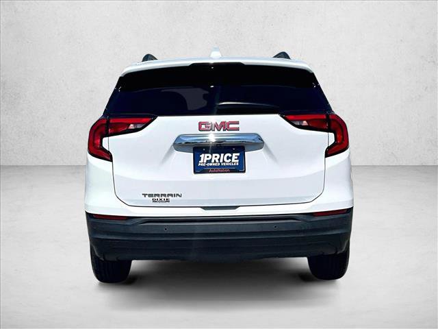 Used 2020 GMC Terrain SLE w/ Driver Convenience Package FWD video 4