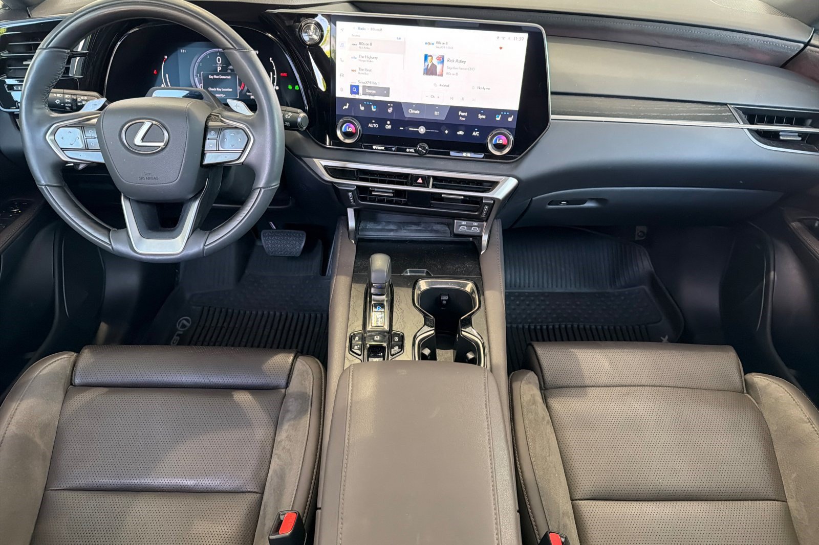 Certified 2023 Lexus RX 350 AWD w/ Accessory Package (Z1) image 17