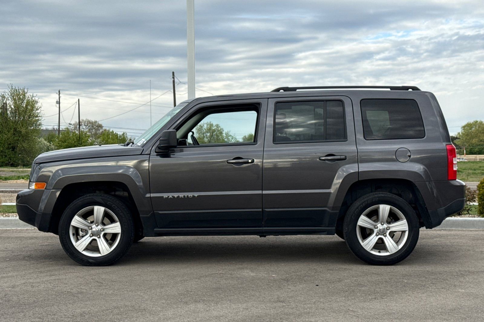Used 2017 Jeep Patriot Latitude image 7
