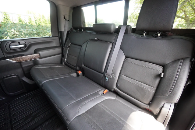 Used 2024 GMC Sierra 2500 AT4 w/ AT4 Preferred Package AWD/4WD image 26