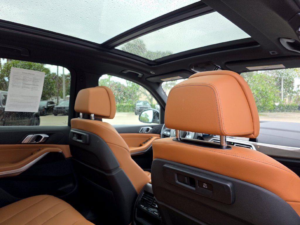Used 2022 BMW X5 sDrive40i w/ Parking Assistance Package RWD image 17