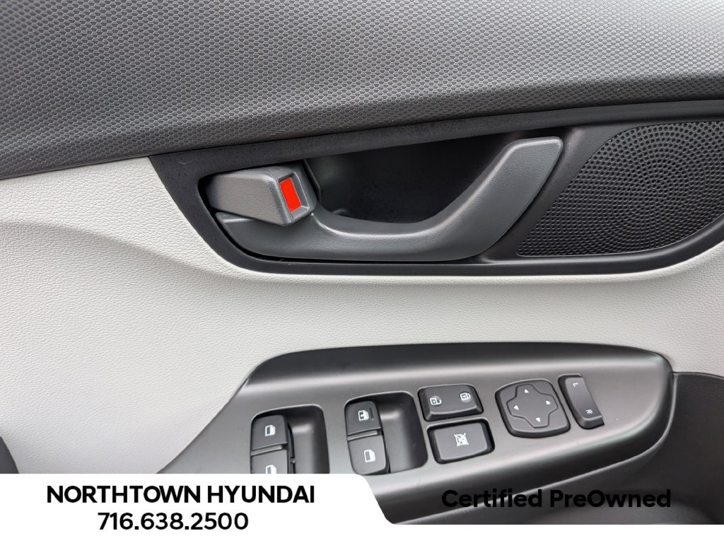 Certified 2023 Hyundai Kona SE AWD/4WD image 28