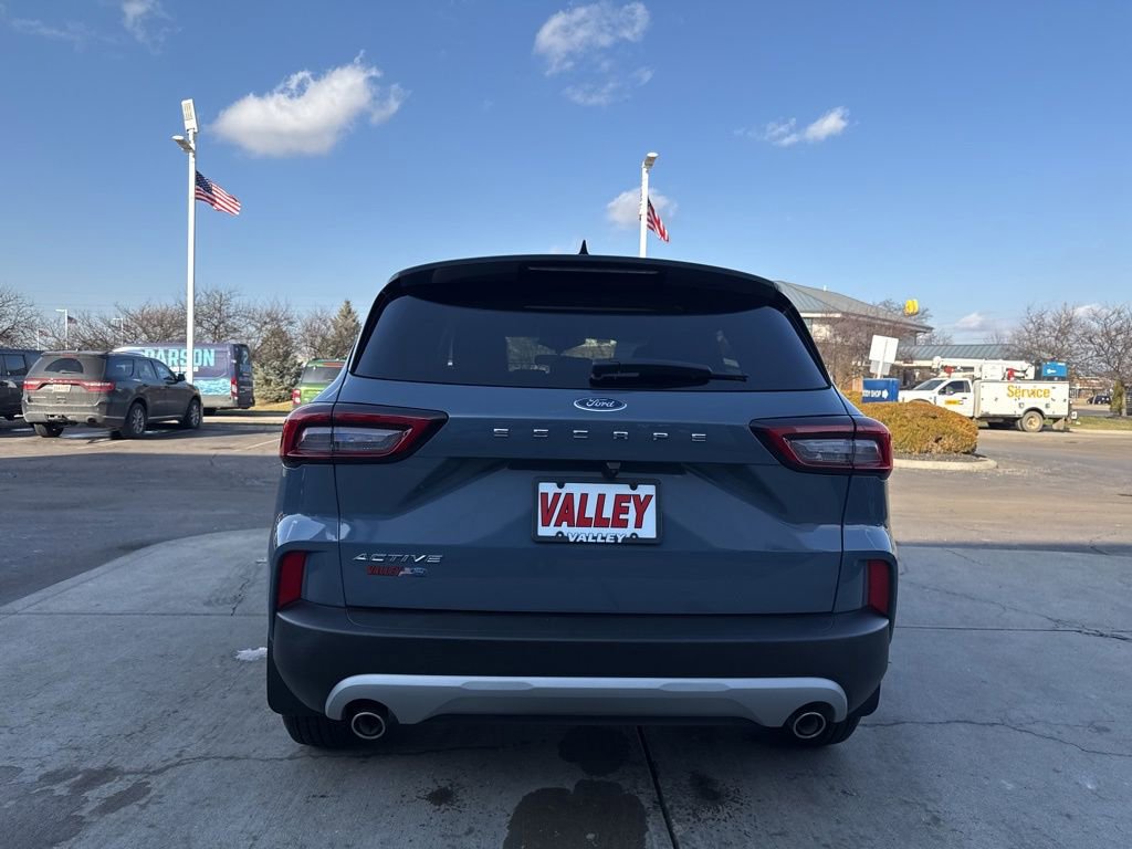 Used 2024 Ford Escape Active w/ Cold Weather Package image 3