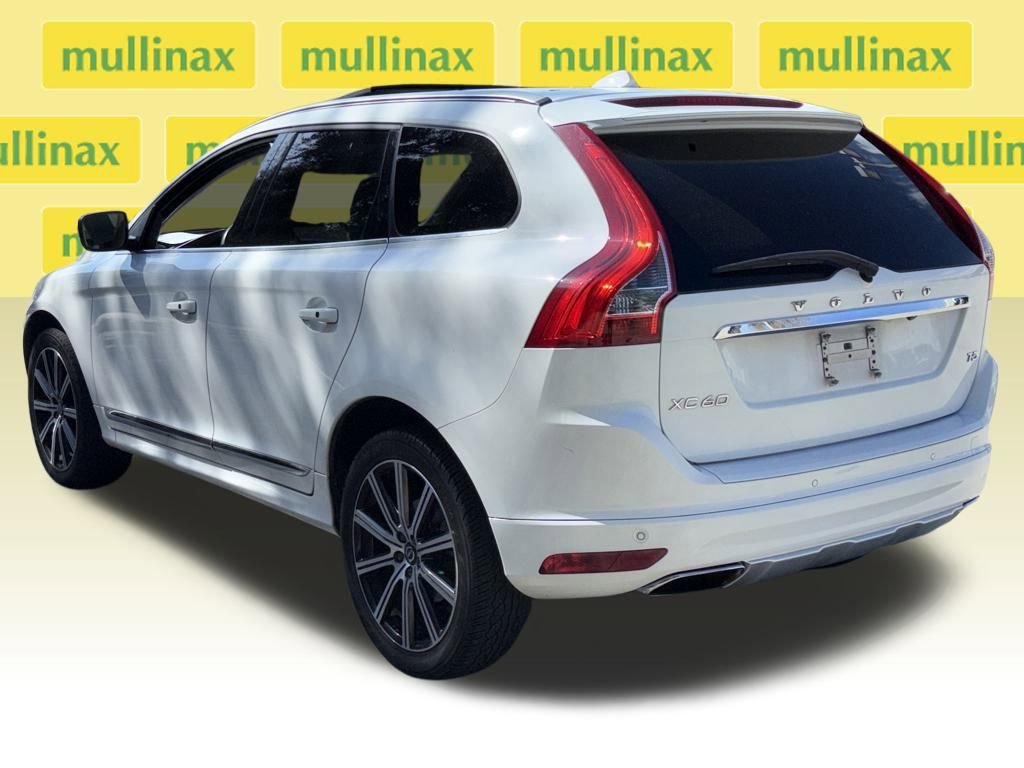 Used 2015 Volvo XC60 T5 Platinum image 9