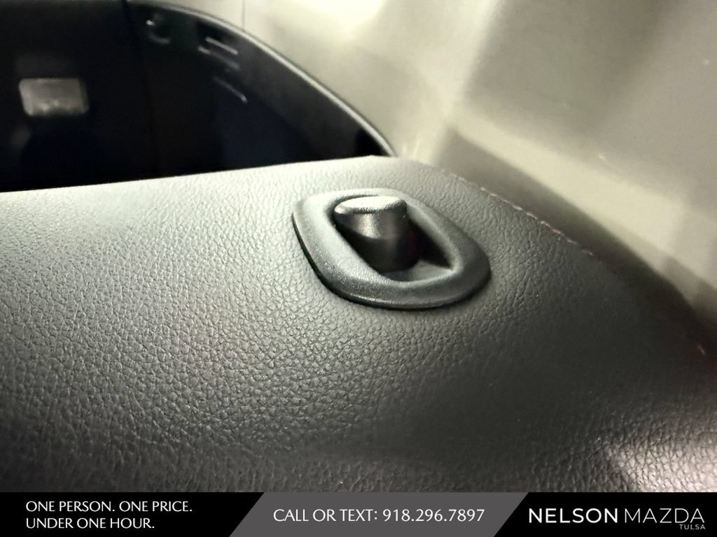 Used 2021 Toyota 4Runner Venture w/ Moonroof Package AWD/4WD image 34