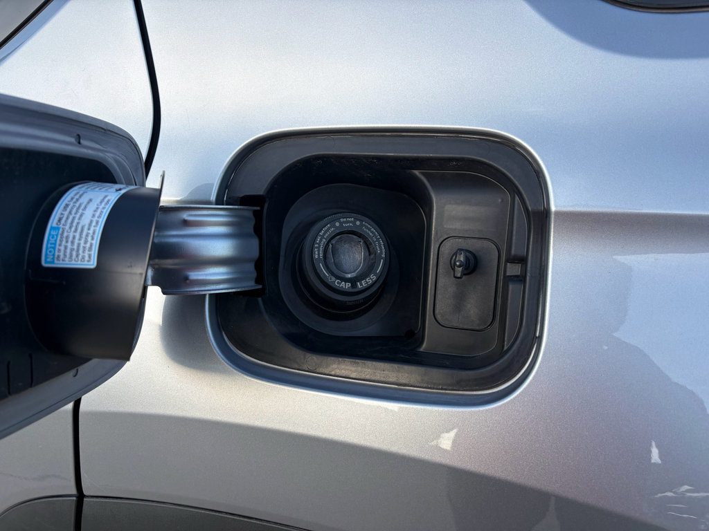 Certified 2025 Honda Pilot Sport image 28