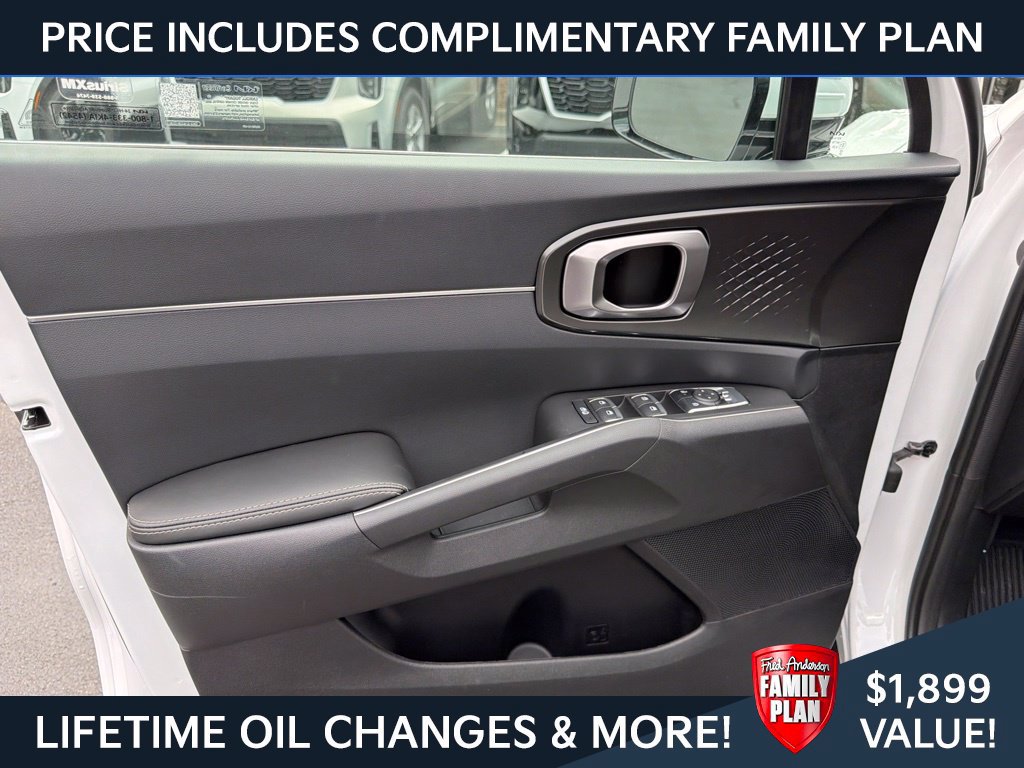 New 2026 Kia Sorento S w/ S Panoramic Sunroof Package FWD image 13