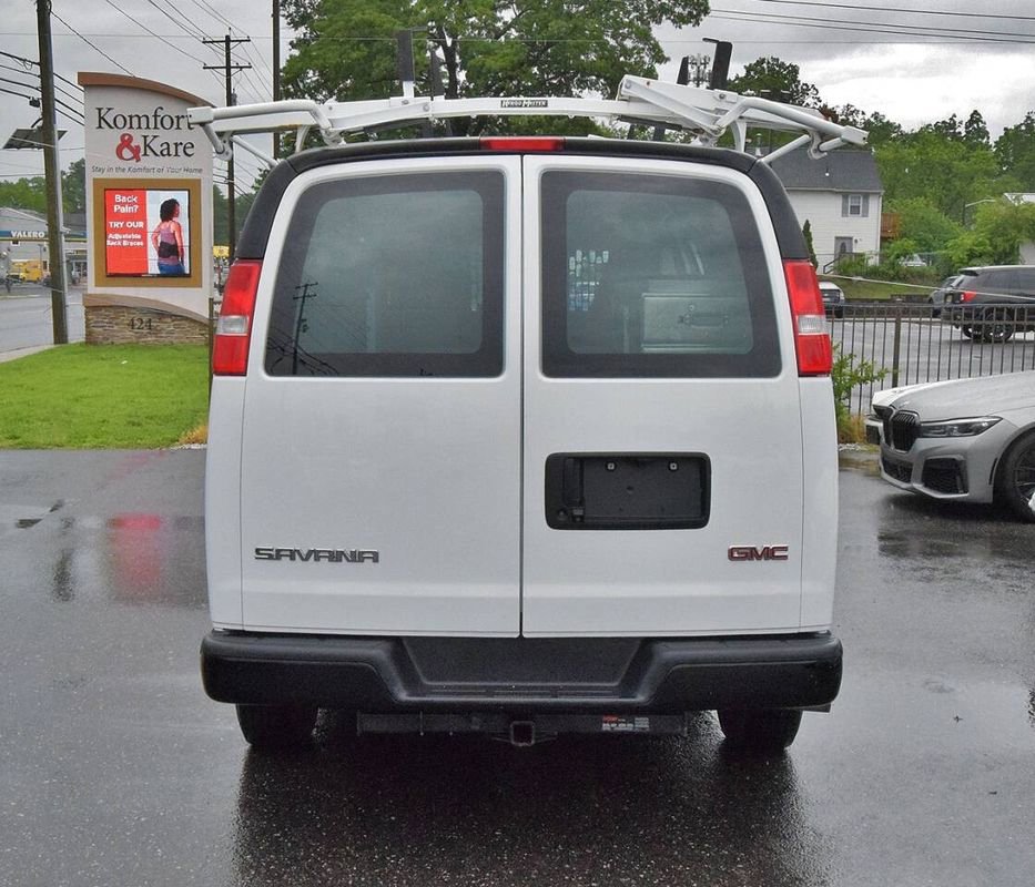Used 2019 GMC Savana 2500 image 9