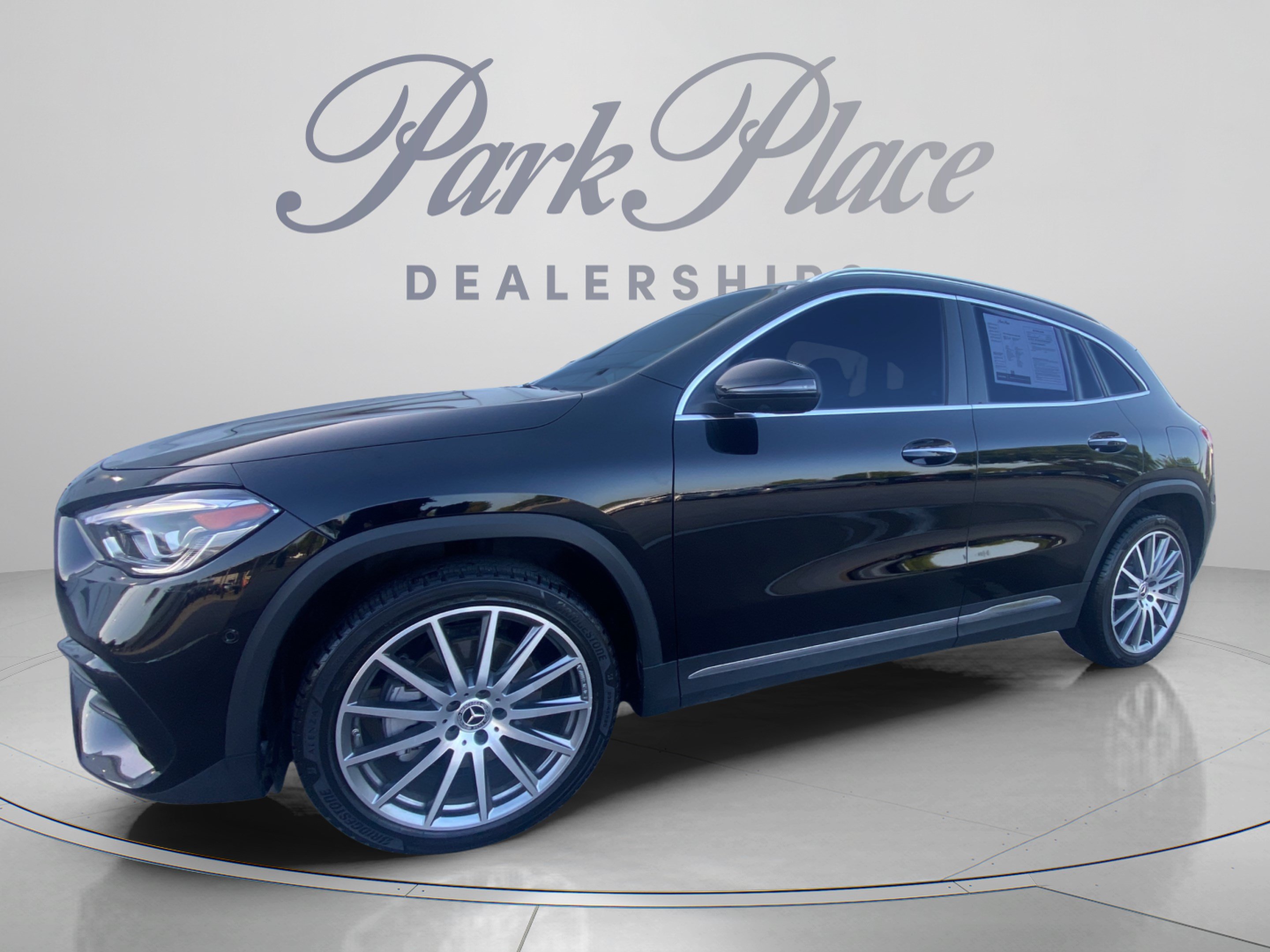 Used 2021 Mercedes-Benz GLA 250 video 1