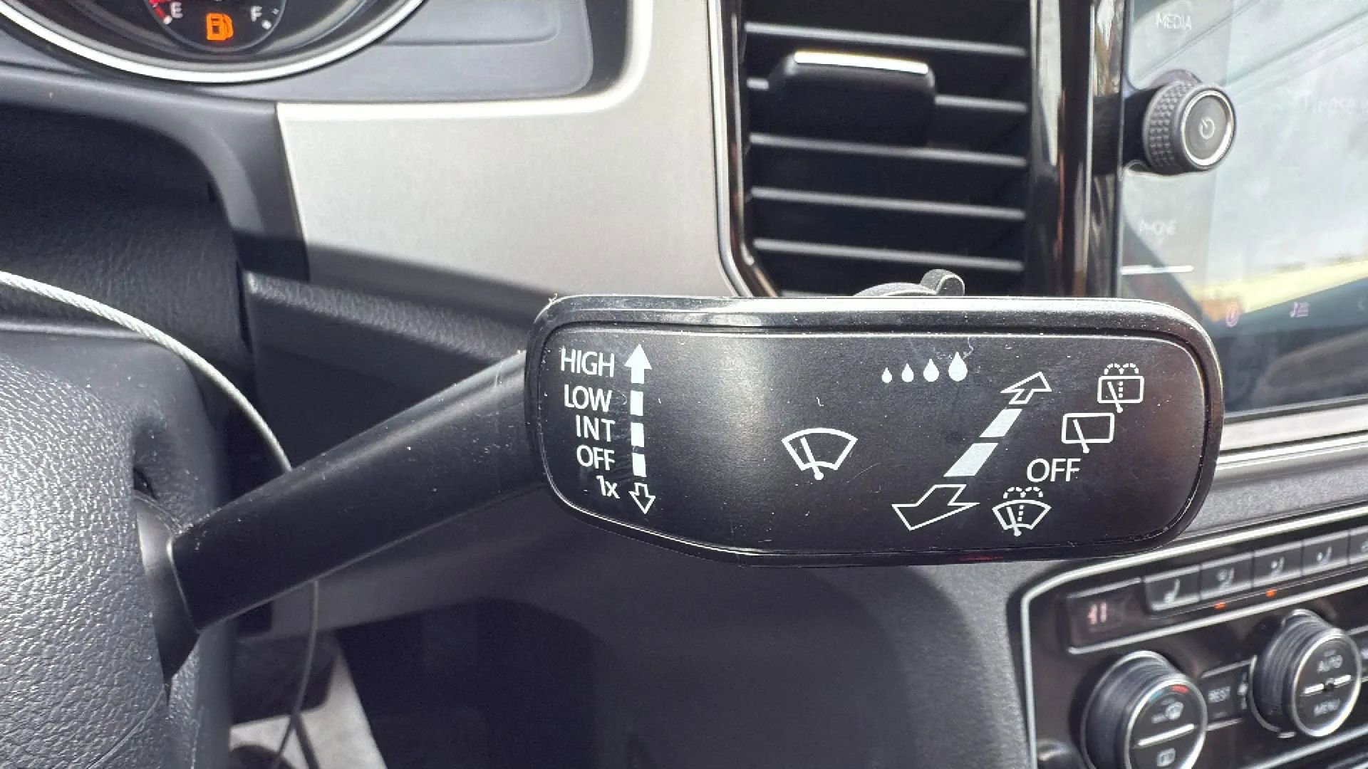 Used 2018 Volkswagen Atlas SEL image 13