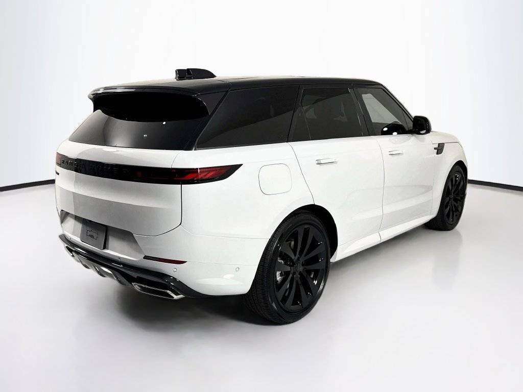 New 2027 Land Rover Range Rover Sport Dynamic SE AWD/4WD image 5