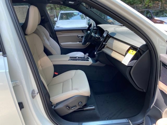 New 2026 Volvo XC90 T8 Plus w/ Protection Package Premier AWD/4WD image 19