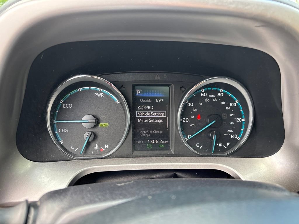 Used 2018 Toyota RAV4 Limited w/ Advanced Technology Package AWD/4WD image 12