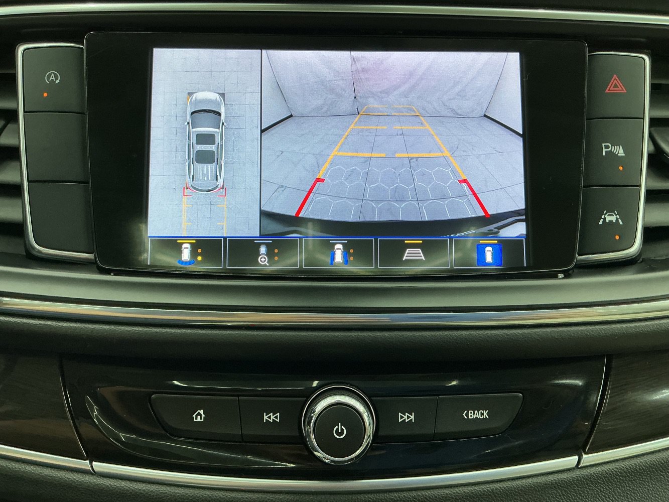 Used 2022 Buick Enclave Premium w/ Experience Buick Package FWD image 36