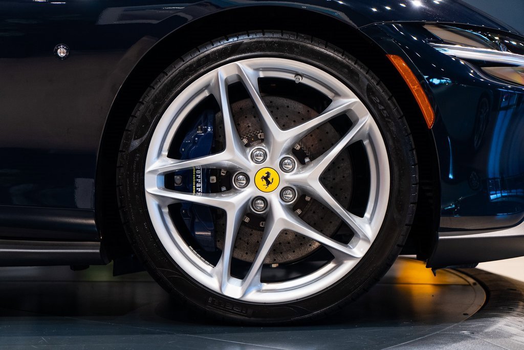 Certified 2022 Ferrari Roma image 15