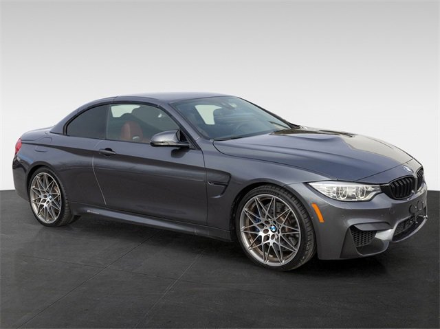 Used 2017 BMW M4 Convertible image 13