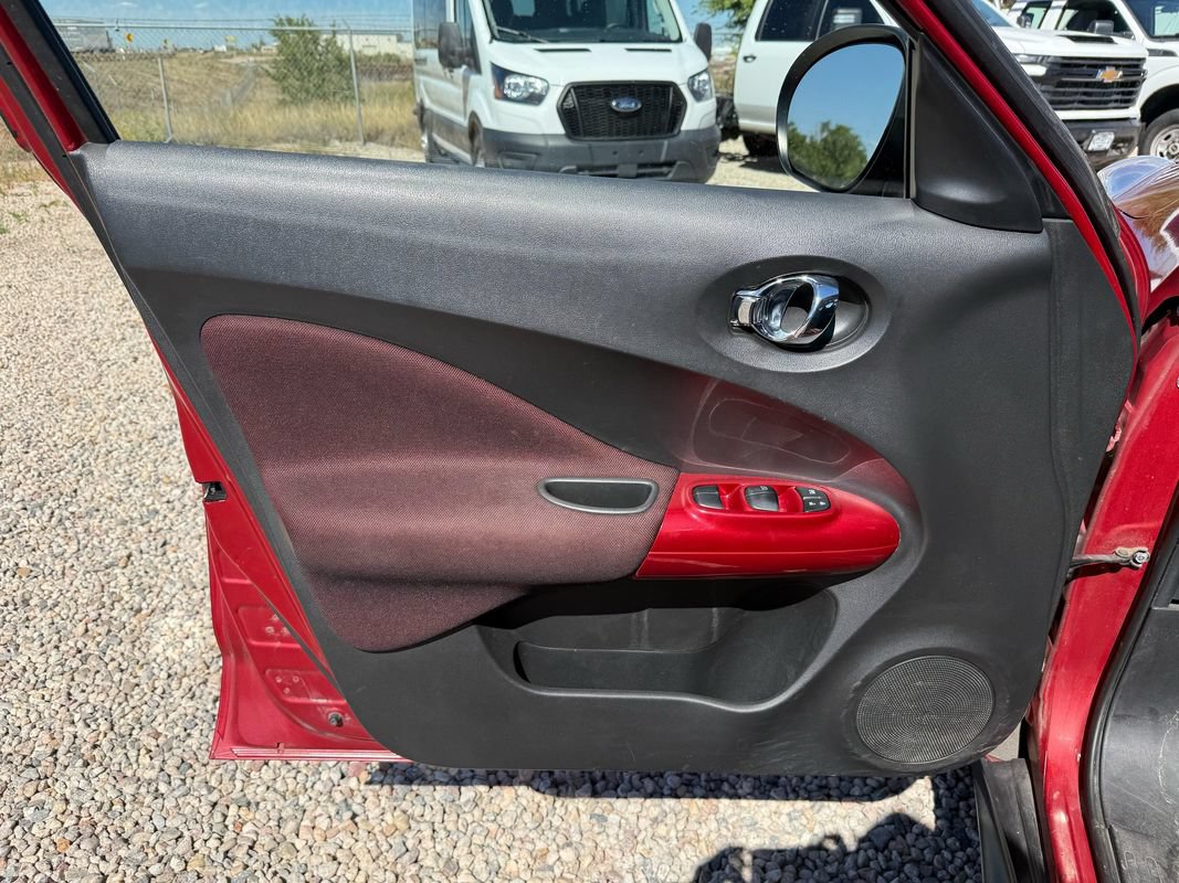 Used 2014 Nissan Juke S AWD/4WD image 29