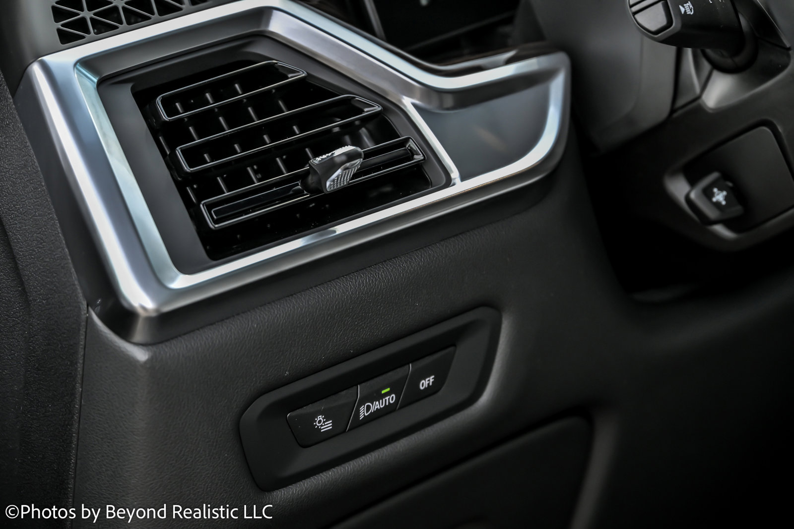 Used 2026 BMW X5 xDrive40i image 35