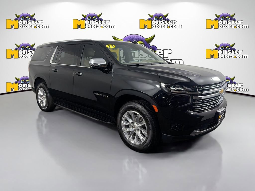 Used 2023 Chevrolet Suburban Premier w/ Premium Package image 3