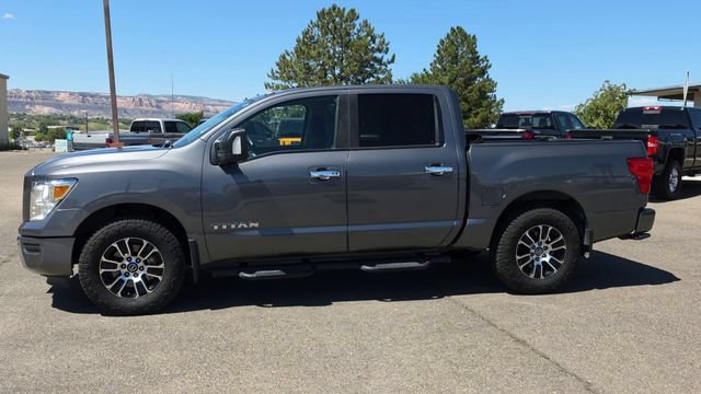 Used 2021 Nissan Titan SV w/ SV Convenience Package AWD/4WD image 6