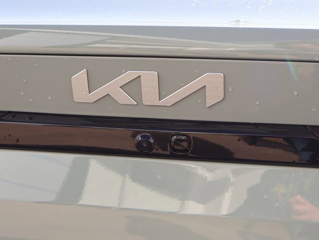 Used 2025 Kia K4 GT-Line w/ GT-Line Premium Package image 16