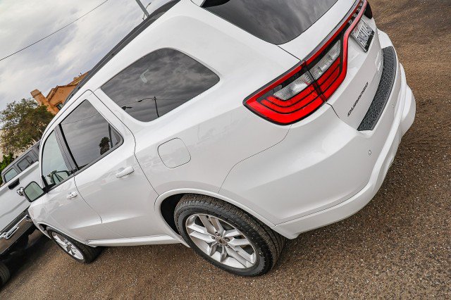 Used 2024 Dodge Durango GT RWD image 8
