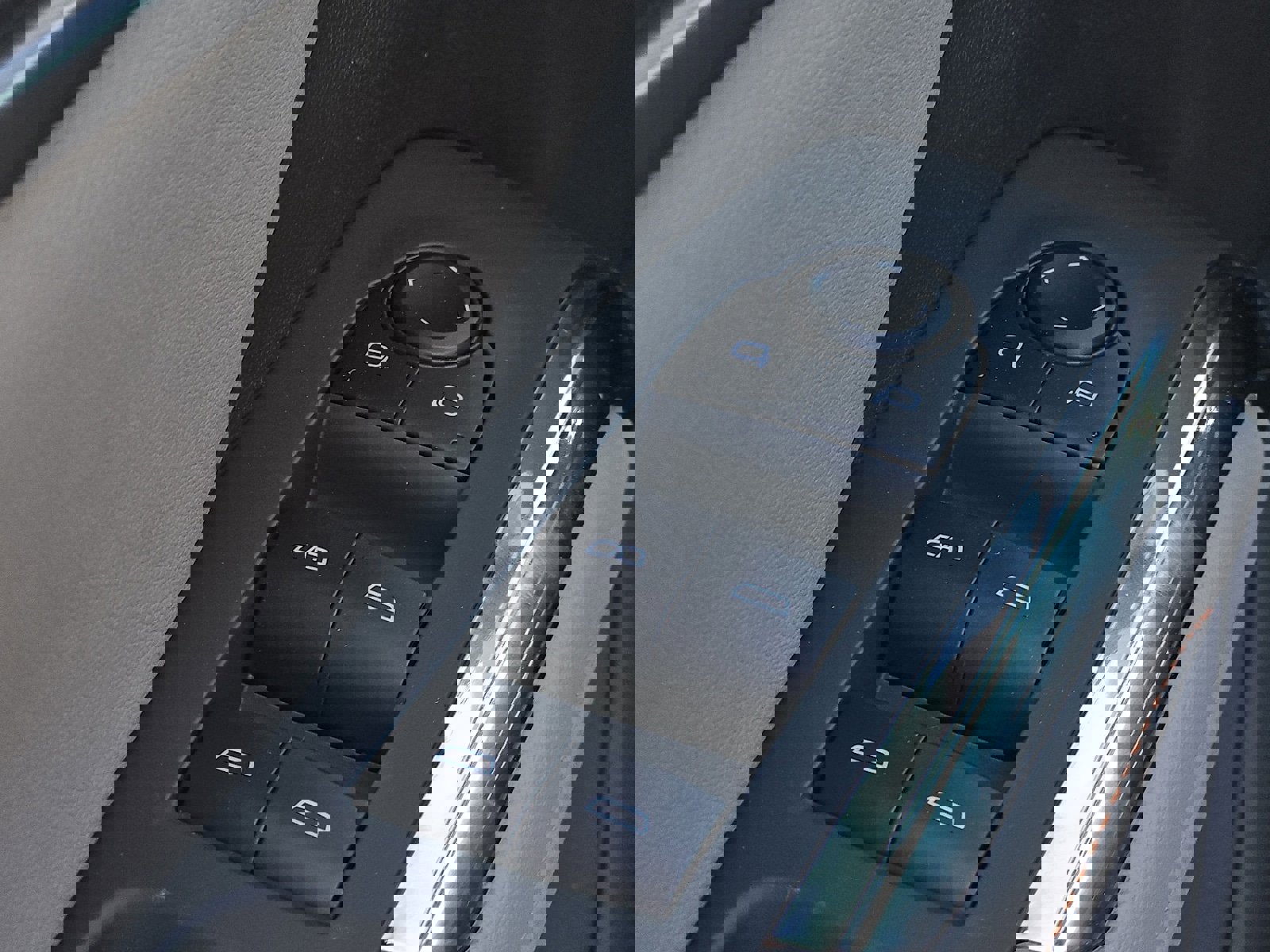 New 2026 Chevrolet Traverse LT image 13