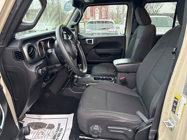 Used 2022 Jeep Wrangler Unlimited Willys image 8
