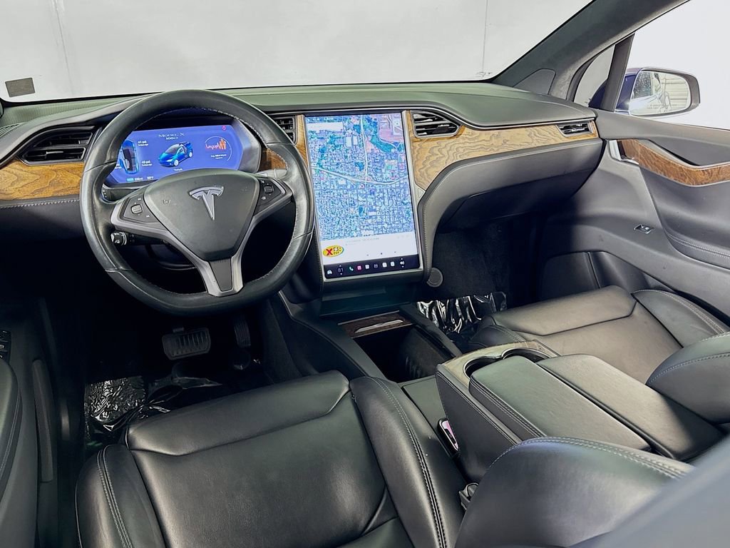 Used 2018 Tesla Model X 75D image 37