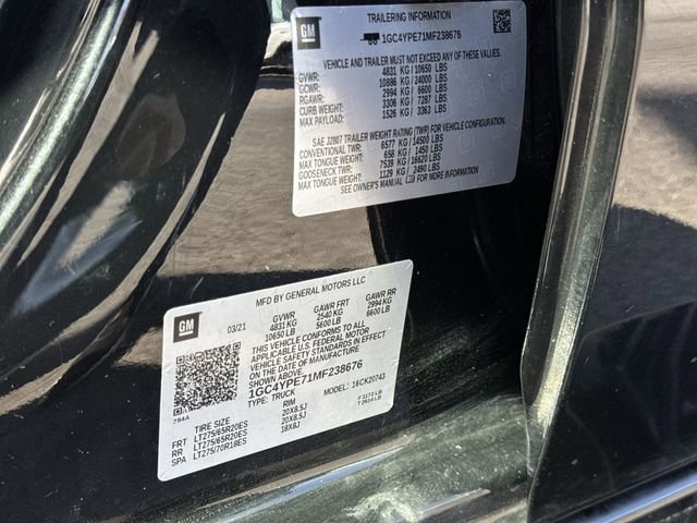 Used 2021 Chevrolet Silverado 2500 LTZ w/ Carhartt Edition AWD/4WD image 35