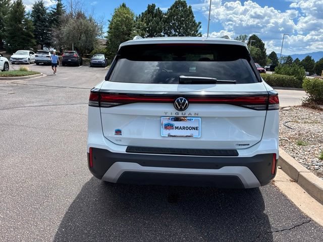 Certified 2026 Volkswagen Tiguan SE AWD/4WD image 5