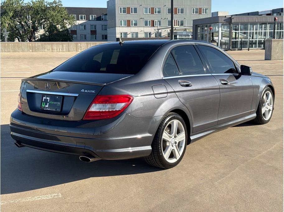 Used 2011 Mercedes-Benz C 300 4MATIC Sedan image 8