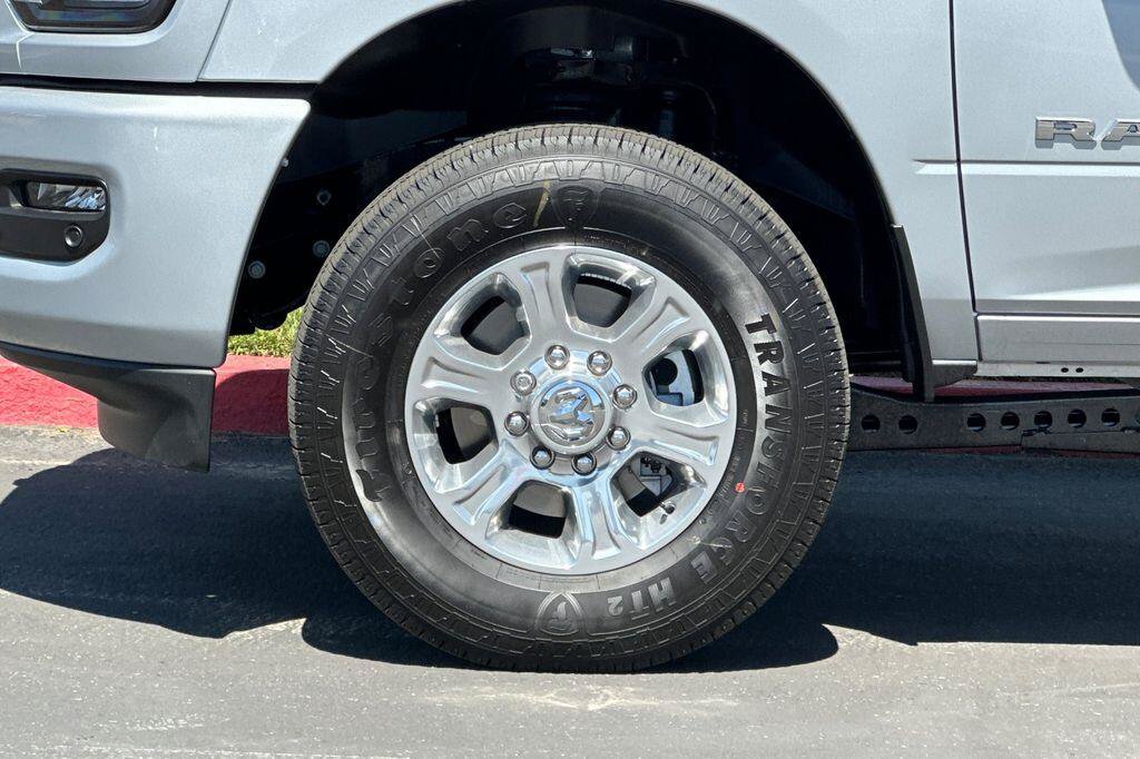 New 2026 RAM 2500 Big Horn AWD/4WD image 25