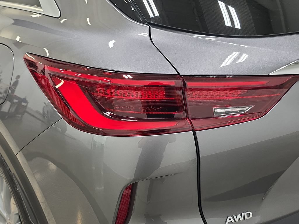 Certified 2025 INFINITI QX50 Luxe AWD/4WD image 29