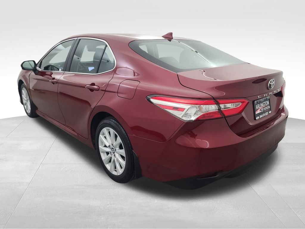 Used 2020 Toyota Camry LE image 7