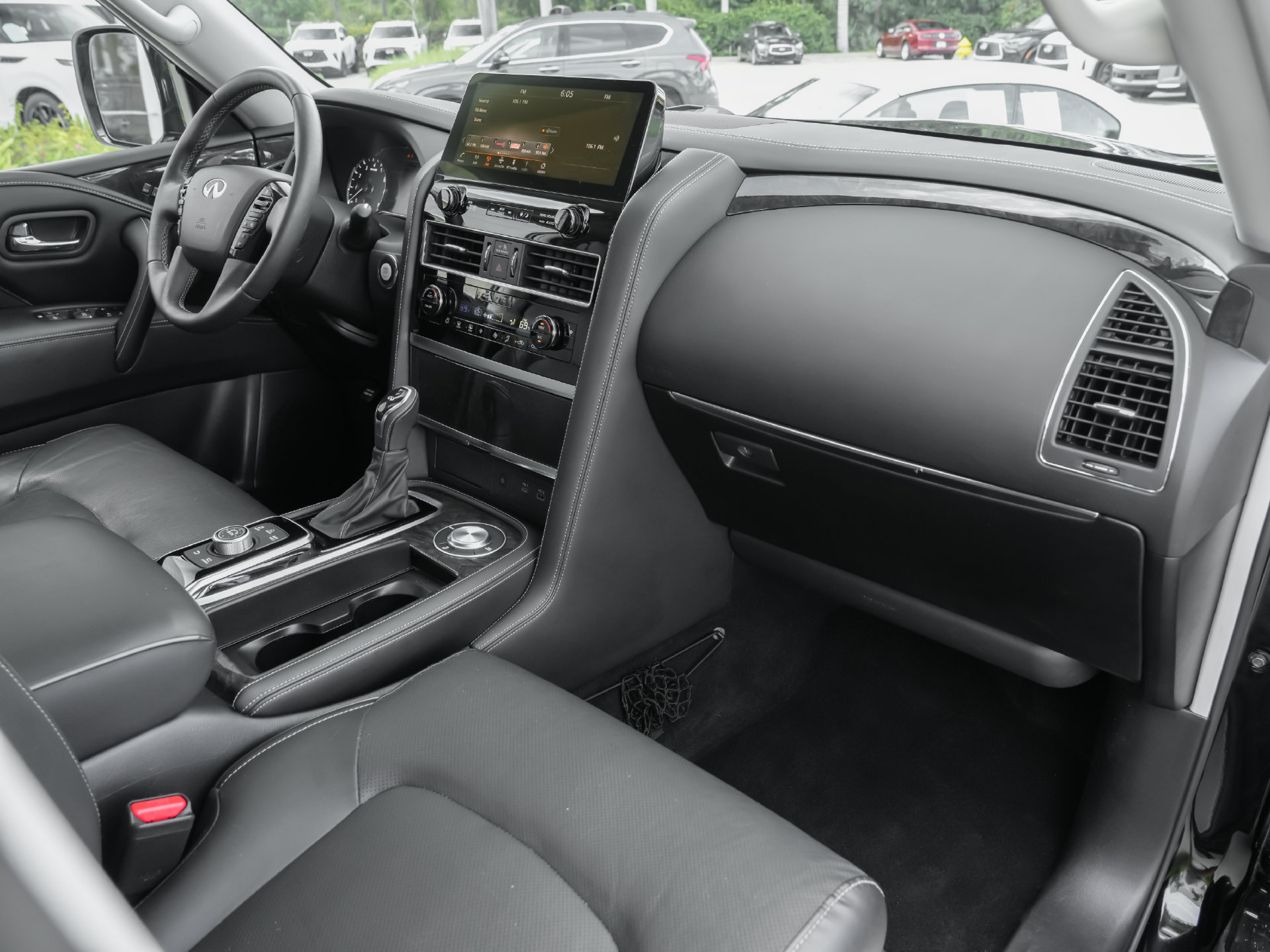 Used 2023 INFINITI QX80 Luxe w/ Cargo Package RWD image 40