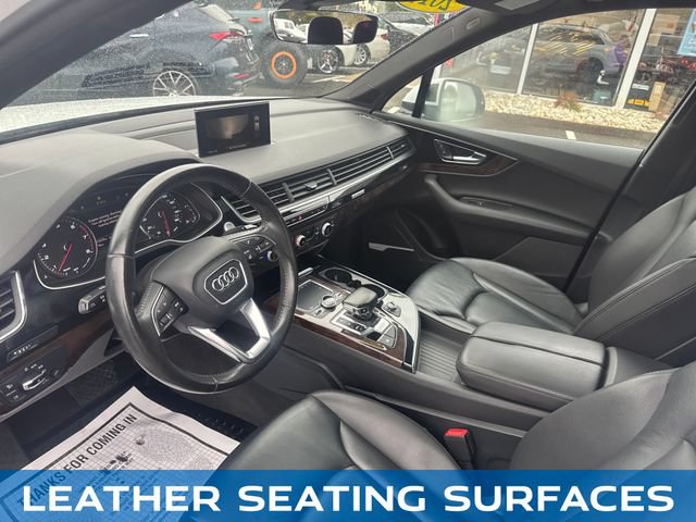 Used 2017 Audi Q7 3.0T Premium Plus w/ Premium Plus Package AWD/4WD image 31