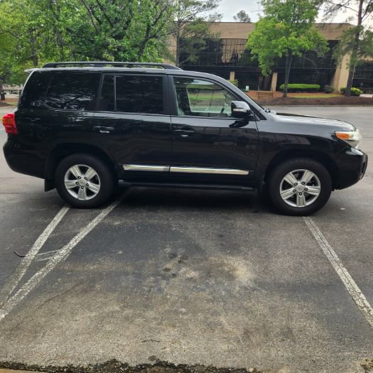 Used 2013 Toyota Land Cruiser AWD/4WD image 2