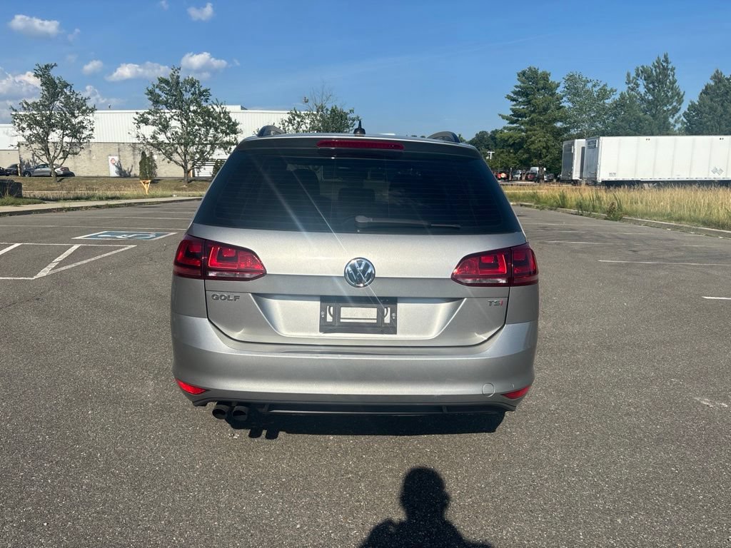 Used 2016 Volkswagen Golf S FWD image 6